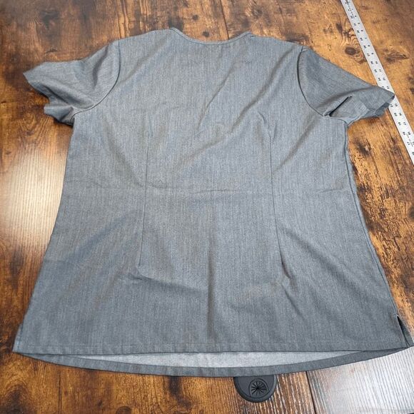 FIGS Technical Collection Leon Scrub Top Mens Size‎ XL Pocket Graphiteew - Picture 4 of 6